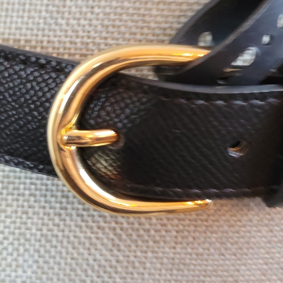 Inc. International Concepts Black Belt Bag with Gold Metal Zipper, XL, NWT - Picture 3 of 5